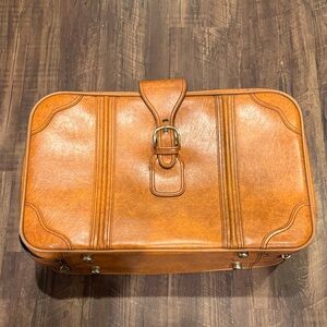 Vintage Tan Leather Travel Bag